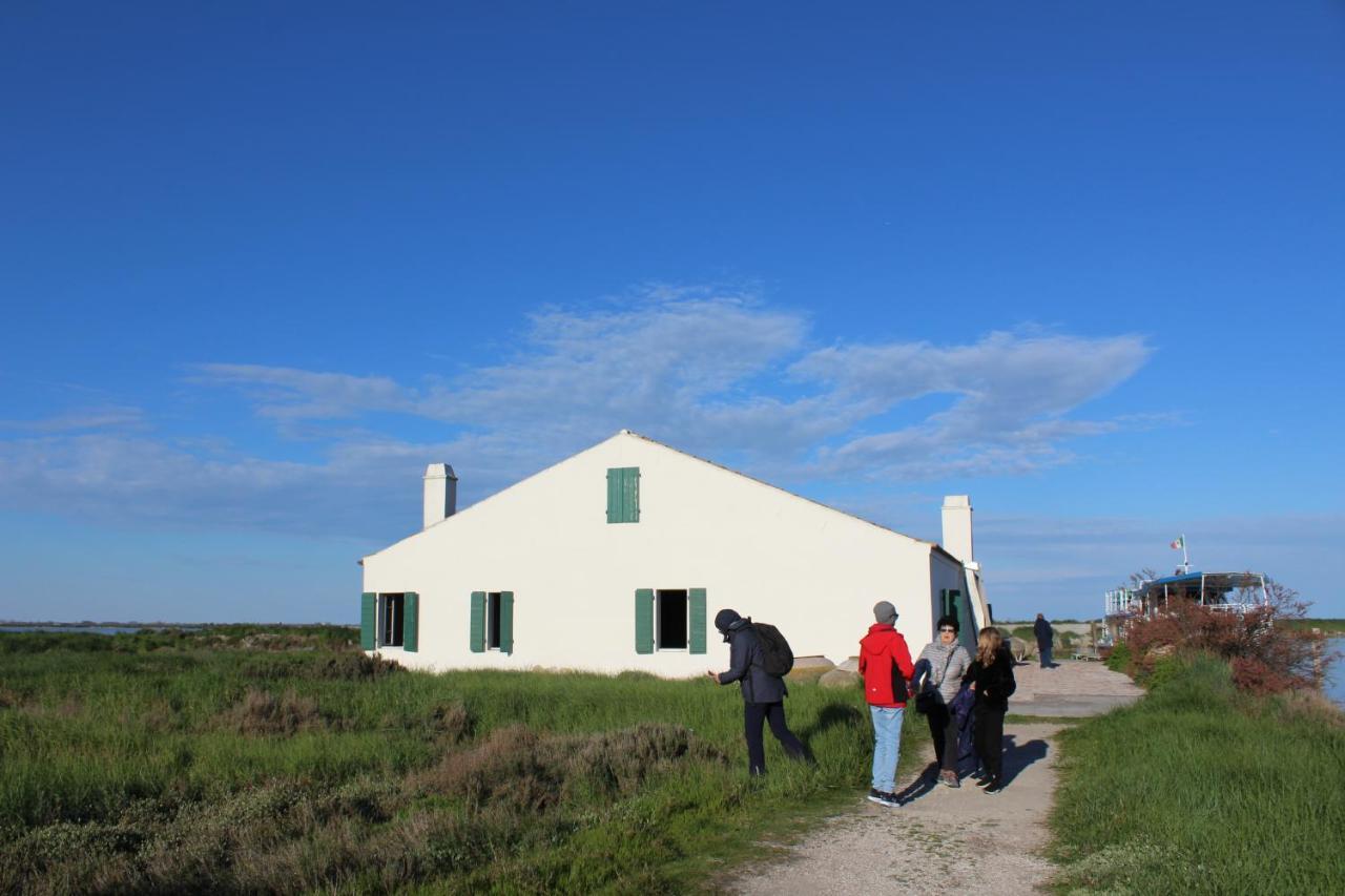 Casa Vacanze “ La Terrazza “ Comacchio Kültér fotó